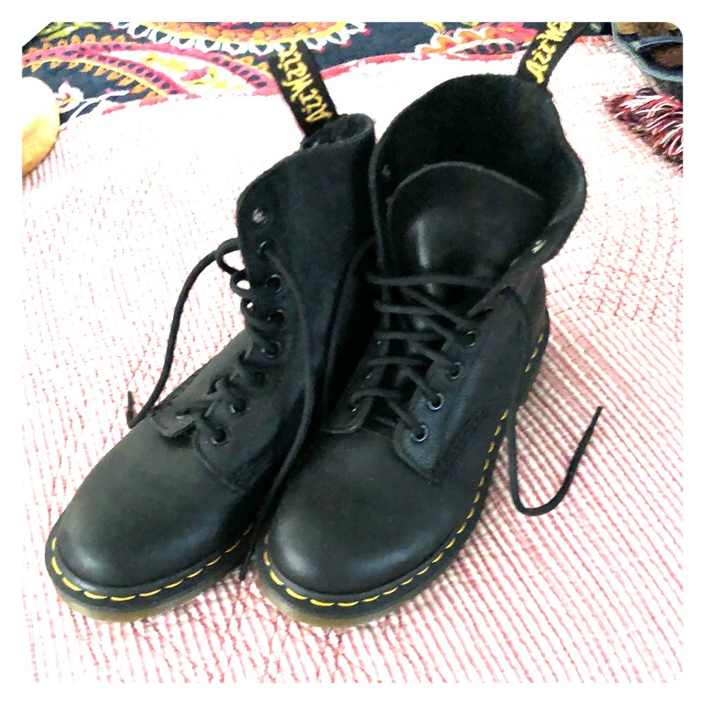 Doc Martin Combat Boots Size 7 - Picture 1 of 5